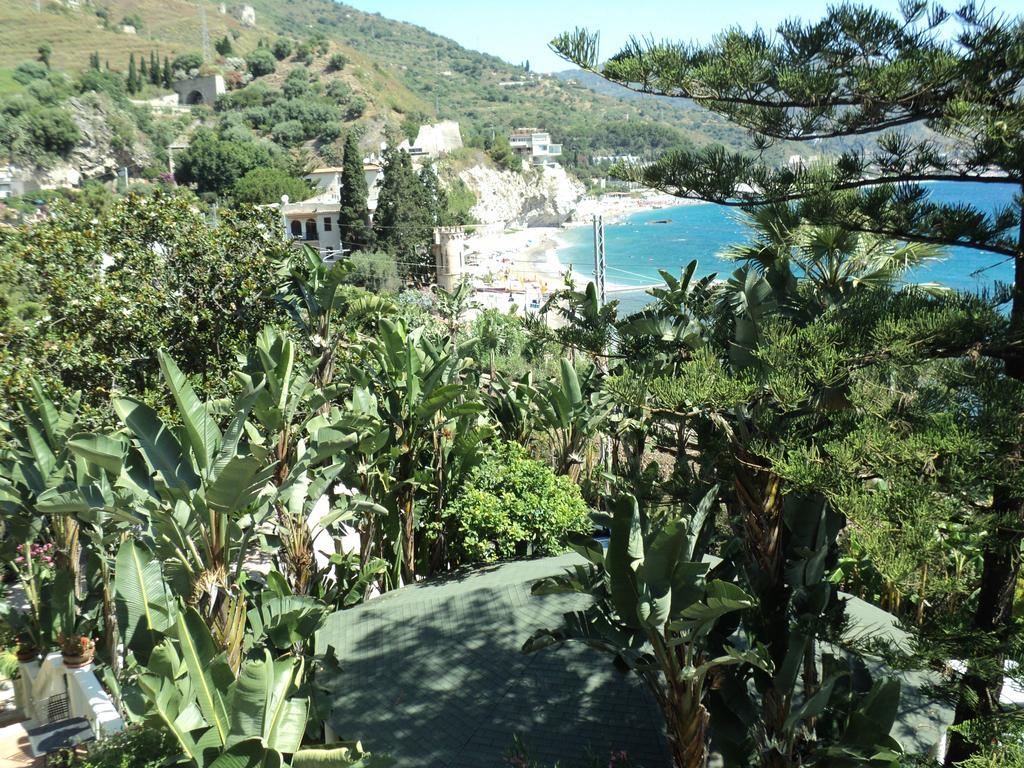 Hotel Baia Delle Sirene Taormina Exterior photo